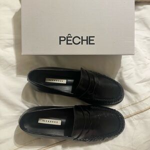Black Women’s Loafers